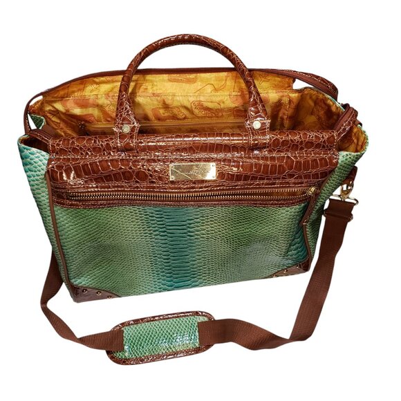 Samantha Brown Travel Bag